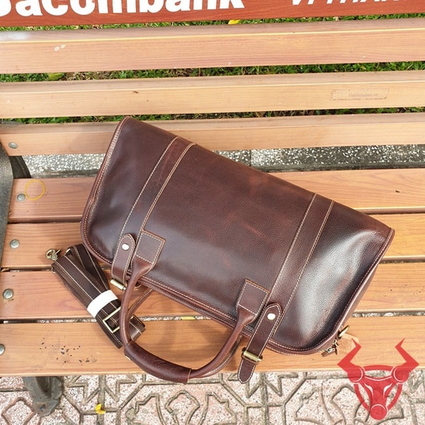Túi xách du lịch da bò thật TT05: Phong cách thời trang đầy cá tính.