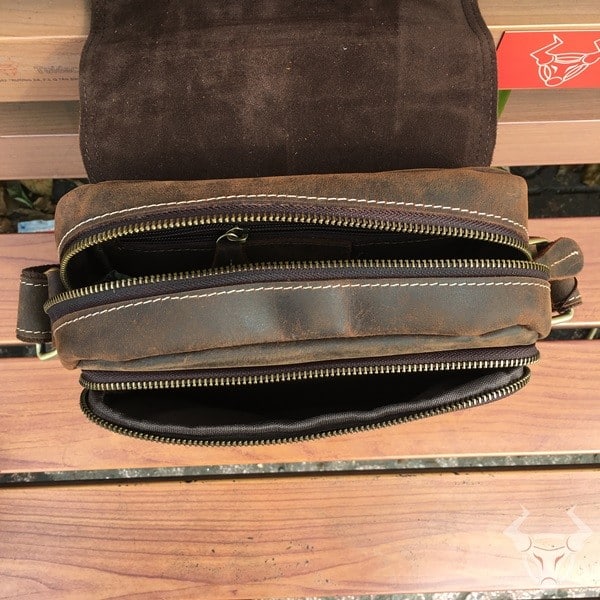 KT59 - Túi đeo chéo da bò sáp, sản phẩm cao cấp từ chất liệu đến thiết kế