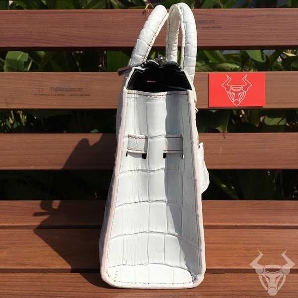 Túi xách da cá sấu màu trắng SBT04 - Thiết kế độc đáo và cá tính