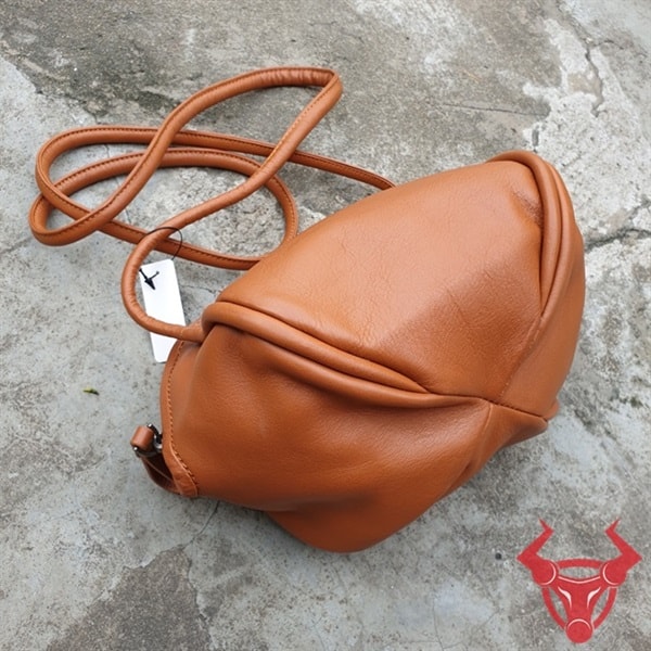 Túi xách nữ Hàn Quốc da bò thật TDN07 - Thiết kế thời trang, tiện dụng với nhiều ngăn đựng, giúp bạn dễ dàng sắp xếp và tìm kiếm đồ dùng.