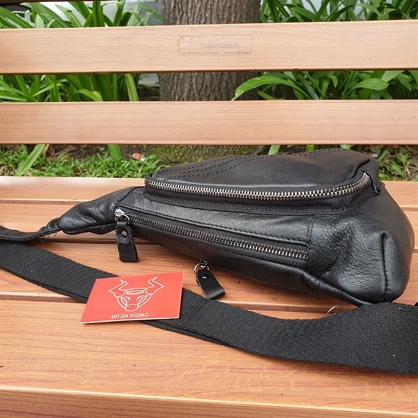 Túi đeo chéo nam giá rẻ TDL75: Kết hợp hoàn hảo giữa tính thực dụng và thẩm mỹ
