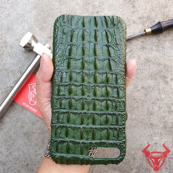 "Chất liệu da cá sấu tự nhiên cho Ốp lưng iPhone 7 Plus OC1101"