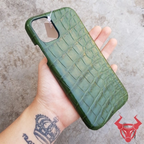 "Bảo vệ hoàn hảo và thời trang cùng Ốp lưng da cá sấu iPhone 11 Pro OD1108-PRO"