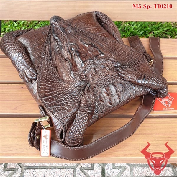 Túi đeo chéo đầu da cá sấu TIA10 - Sản phẩm đẳng cấp với chất liệu da cá sấu thật