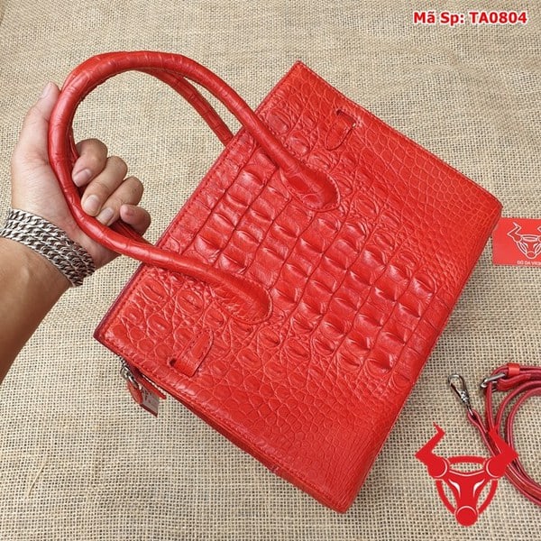 Túi xách nữ đeo chéo da cá sấu gù đỏ tươi - TAA4: Kết hợp hoàn hảo giữa thời trang và tiện ích