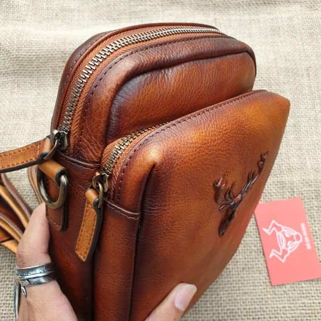Túi đeo chéo da bò VEG A21 - thiết kế tinh tế, đơn giản nhưng sang trọng