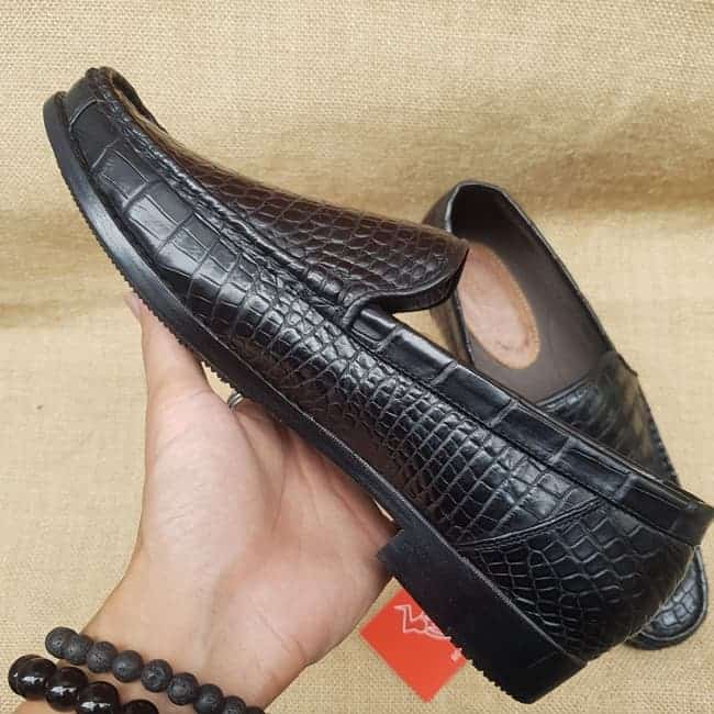 "Giày lười nam da cá sấu da trơn GCA: Sự kết hợp hoàn hảo giữa chất lượng và phong cách"
