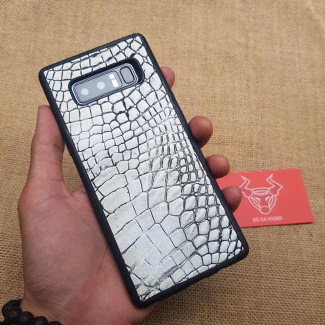 "Kết hợp hoàn hảo: Ốp lưng dán da cá sấu lịch lãm cho Samsung Note 8"