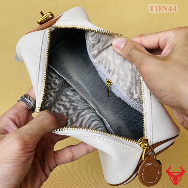 "TDN44 - Túi đeo chéo da bò cho phụ nữ đầy thời thượng"