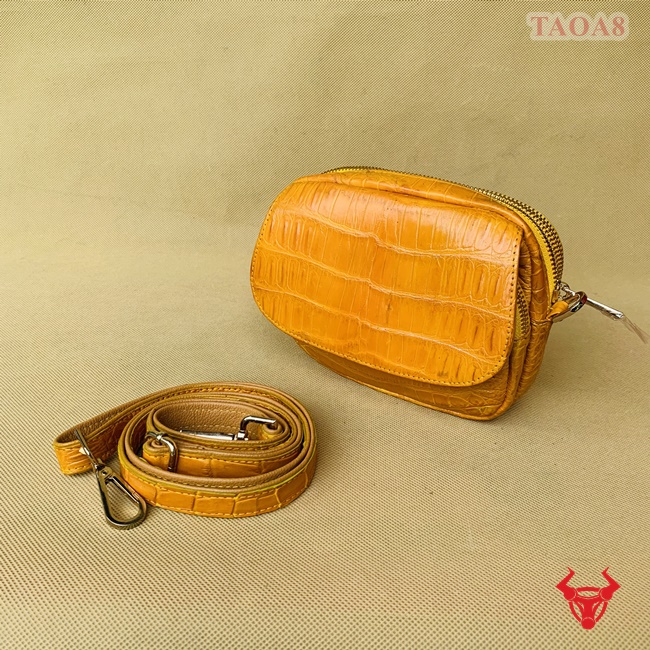 "Túi đeo chéo da bụng cá sấu - TAOA8: Sự kết hợp hoàn hảo giữa da cá sấu và thiết kế thời trang"