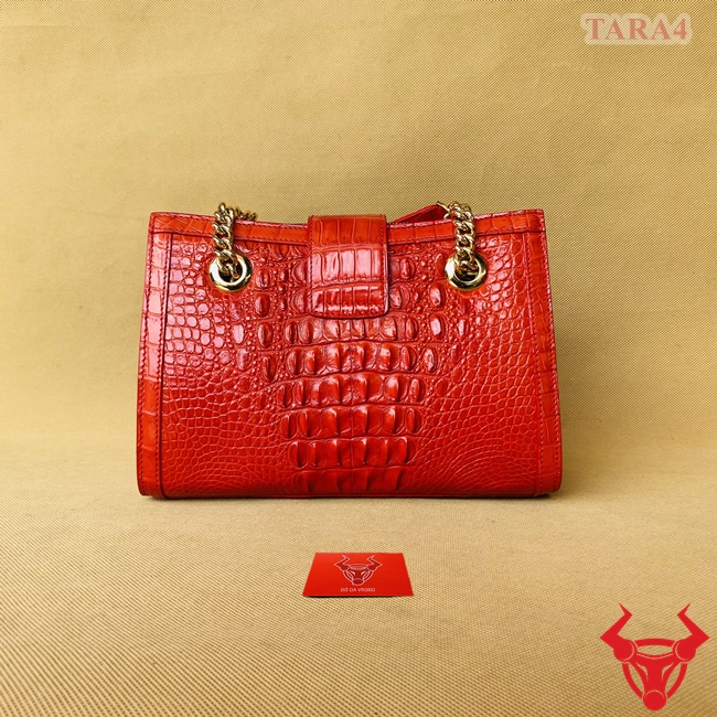 Túi xách da cá sấu nữ - TARA4: Chất liệu da cá sấu cao cấp và sự tinh tế trong thiết kế.