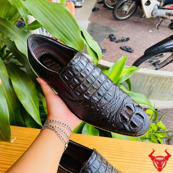 Giày Tây Nam Da Cá Sấu GBA4 – Quý Ông Thượng Lưu Giày tây GBA4 – Đẳng cấp cho quý ông thượng lưu.