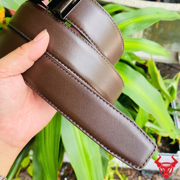 TLRN17 – Thắt Lưng Da Thời Trang, Sang Trọng Cho Nam Thắt lưng da thật nam với màu nâu cà phê sang trọng, mặt khóa tinh tế.