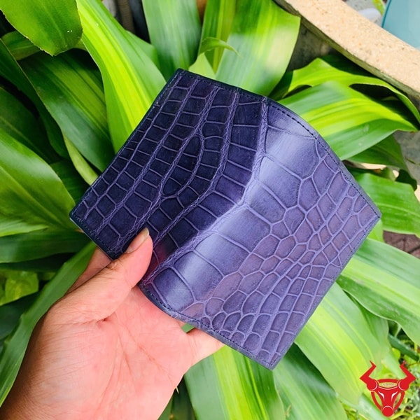 Ví Đứng Da Cá Sấu Xanh Navy VJA8 - Món Phụ Kiện Cao Cấp Cho Phái Mạnh.