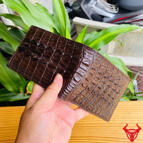 VFA1 – Ví mini da cá sấu thật, đẳng cấp doanh nhân Ví mini da thật cá sấu VFA1 màu nâu đất