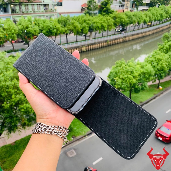 Bao Da Đựng Điện Thoại iPhone – Phụ Kiện Cho Người Năng Động Bao da đeo thắt lưng iPhone cho người thường xuyên di chuyển.
