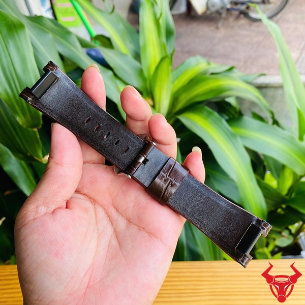 Dây Da Cá Sấu Tự Nhiên Cho Đồng Hồ Casio Vẻ Đẹp Vượt Thời Gian – Dây Da Cá Sấu Bền Bỉ