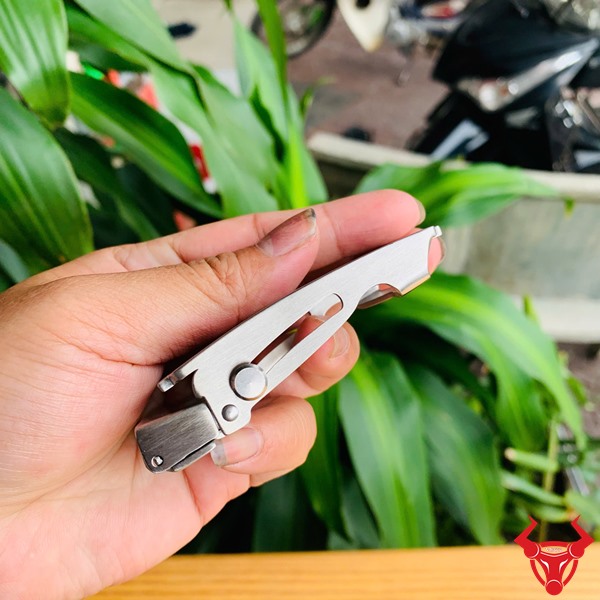 Khóa Thắt Lưng Inox K32 – Thời Trang Và Tinh Tế Mặt khóa inox 3.5cm thiết kế hiện đại, tiện dụng và chắc chắn.
