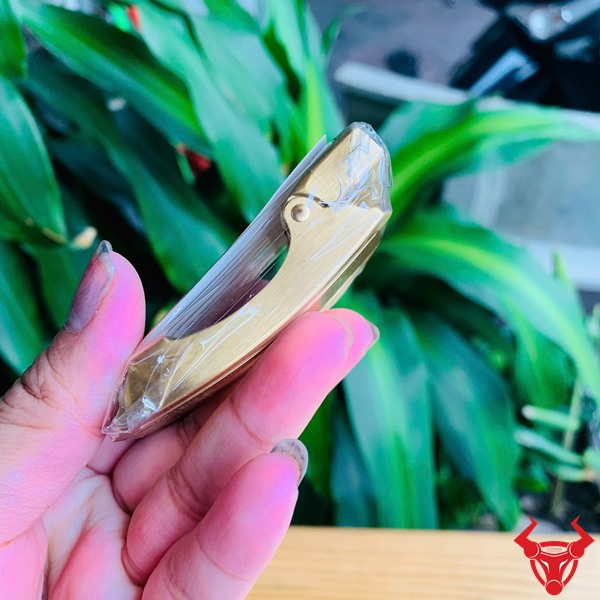 Mặt khóa K33 – Thiết kế cao cấp, mạnh mẽ, đậm chất quý ông Mặt khóa dây nịt bằng thép vàng cao cấp K33