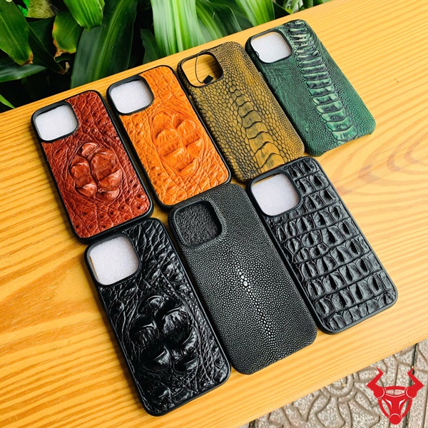 Phụ Kiện Da Thật iPhone 16 Pro Max – Sang Trọng & Bền Bỉ Ốp lưng da thủ công cho iPhone 16 Pro Max.