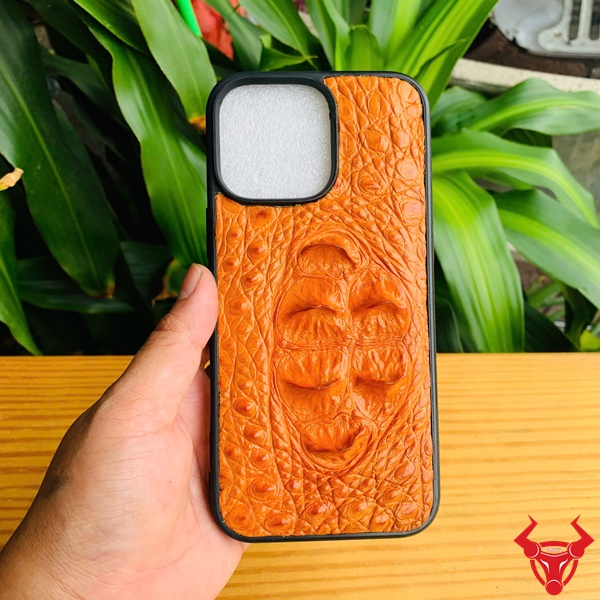 Ốp Lưng iPhone 16 Pro Max Da Thật – Phong Cách Quý Ông Ốp lưng iPhone 16 Pro Max cho người dẫn đầu xu hướng.