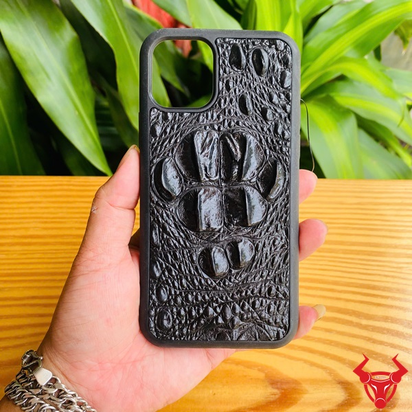 Bảo vệ tuyệt đối – Tăng thêm gu thời trang với ốp dán da Ốp iPhone 11 Pro dán da thời trang cao cấp.