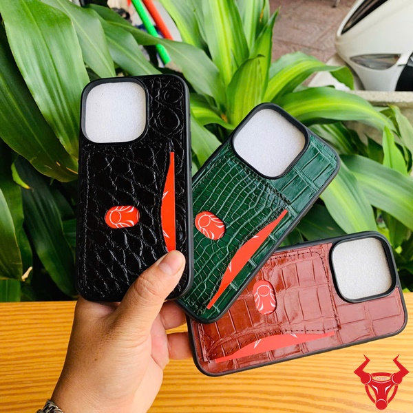 Nâng tầm phong cách cùng ốp lưng da cá sấu EXAA8 iPhone 14Pro Ốp lưng iPhone 14Pro da cá sấu đen, thời trang, nâng tầm, tiện ích.