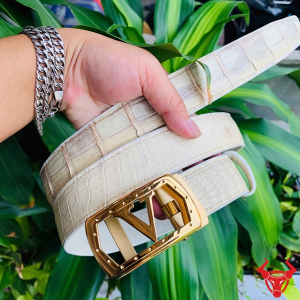 Phụ kiện nam cá tính – thắt lưng TSK20 Thắt lưng TSK20 – biểu tượng của bản lĩnh và sự thành công.
