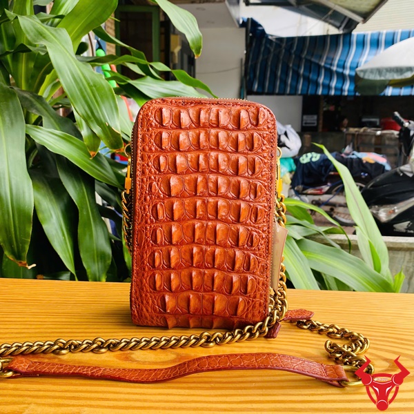 Túi Đeo Chéo Da Cá Sấu TOD09 – Nhỏ Gọn, Tiện Dụng Thời Trang Không Chỉ Nằm Ở Trang Phục