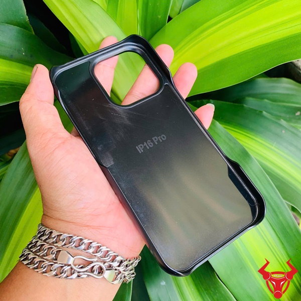 Phôi Ốp Lưng iPhone 16 Tối Ưu Thiết Kế Phôi ốp lưng khung nổi iPhone 16 dễ bọc da.
