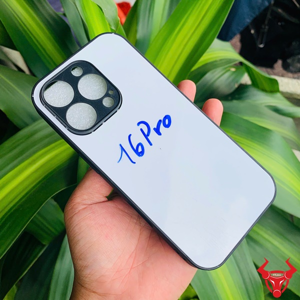 Dễ thiết kế Phôi Ốp Lưng Da iPhone 16Pro Phôi ốp lưng da iPhone 16Pro cứng cáp, dễ thiết kế.