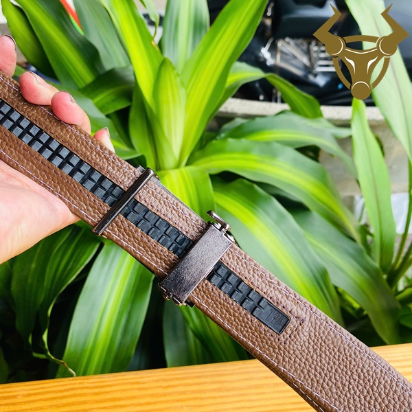 Thắt lưng cá sấu thật viền chỉ nổi – phong cách quý ông Thắt lưng handmade da cá sấu màu nâu đỏ, khóa ray trượt, viền chỉ cao cấp