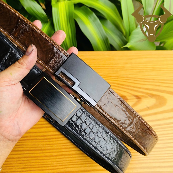 FAA9B2 – thắt lưng cá sấu thời trang và bền đẹp Thắt lưng cá sấu khóa trượt màu nâu đỏ – tiện lợi và sang trọng cho quý ông