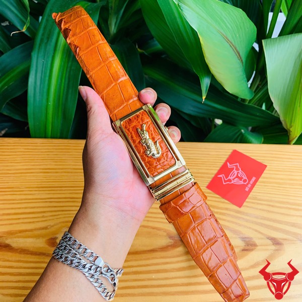 Thắt Lưng Liền Da Cá Sấu TLA4B2 Màu Bò Cam Cao Cấp Cho Quý Ông Thắt lưng liền da cá sấu TLA4B2 màu bò cam sang trọng quý ông