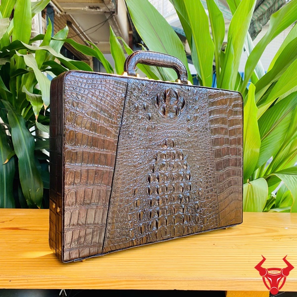 Cặp Táp Khóa Số Da Cá Sấu Gù Đẳng Cấp Doanh Nhân Cặp táp sang trọng da cá sấu gù khóa số