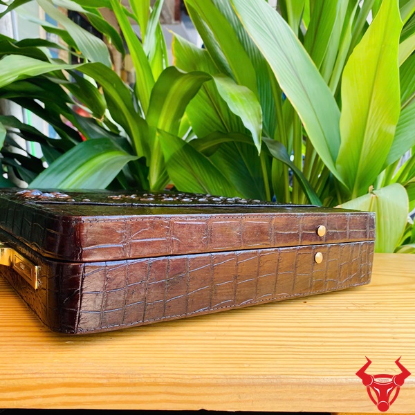 Cặp Táp Da Cá Sấu Gù Khóa Số Thời Trang Cao Cấp Cặp táp da cá sấu gù cao cấp thời trang