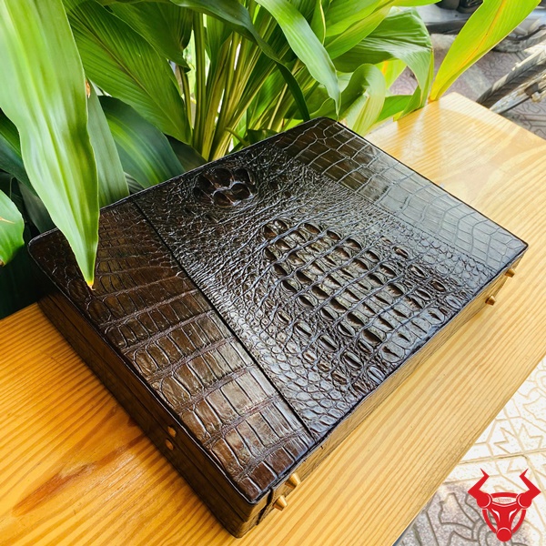 Cặp Táp Da Cá Sấu Gù Cao Cấp Khẳng Định Vị Thế Cặp táp cao cấp da cá sấu gù sang trọng