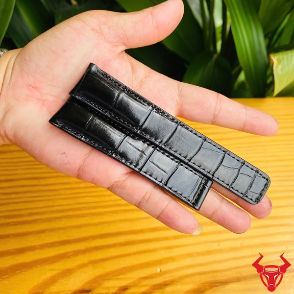 Dây Đồng Hồ Tag Heuer Da Cá Sấu Cao Cấp Chuẩn Form Sang Trọng Dây đồng hồ Tag Heuer da cá sấu cao cấp chuẩn form sang trọng.