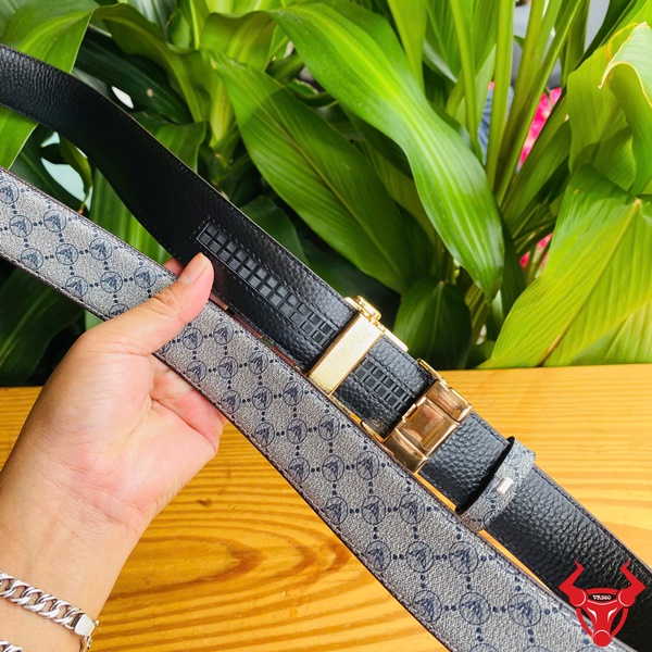 Thắt Lưng Nam Da Bò Cao Cấp Xám TLRN12 Khóa Ray Trượt Thời Trang Thắt lưng nam da bò cao cấp TLRN12 màu xám, khóa ray trượt thời trang.