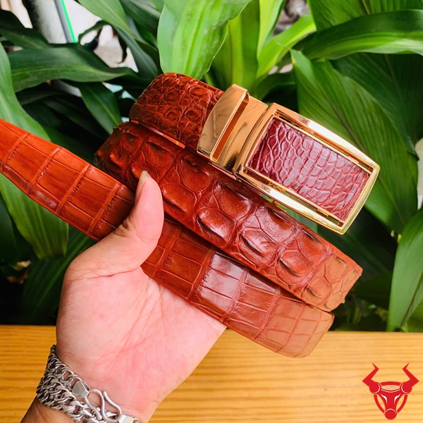 Thắt Lưng Nam Da Cá Sấu Nối Sang Trọng Thời Trang Thắt lưng cá sấu nối cao cấp cho nam màu nâu đỏ.