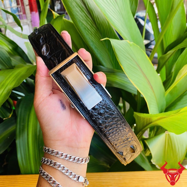 Thắt Lưng Nam Da Cá Sấu Gù Cao Cấp Khóa Thép Trắng Thắt lưng nam da cá sấu gù bản 4cm khóa thép trắng.