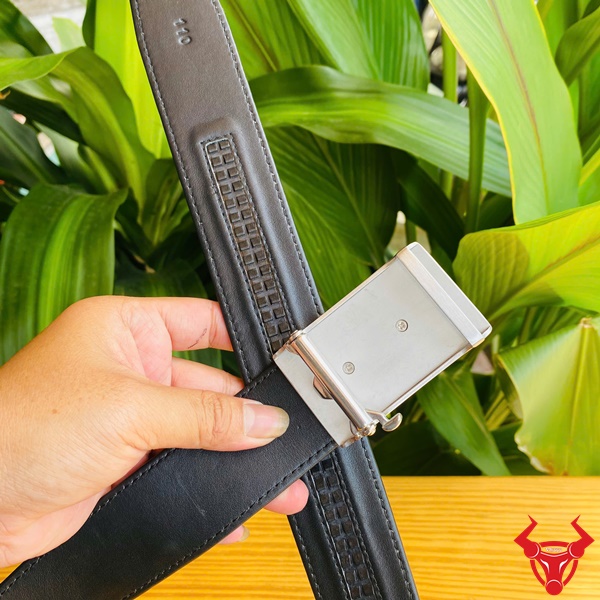 Phong Cách Quý Ông Đẳng Cấp – Thắt Lưng Cá Sấu Gù TSK130-B Thắt lưng ray trượt cá sấu gù TSK130-B bản 4cm.