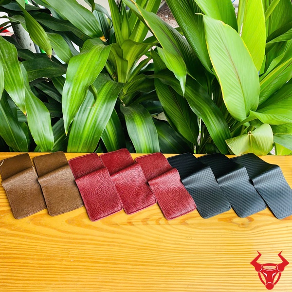 VDB47 Đỏ Rượu - Ví Thời Trang Cao Cấp Da Bò Sang Trọng Hình ví da bò đen cầm tay, phong cách thời trang cao cấp.
