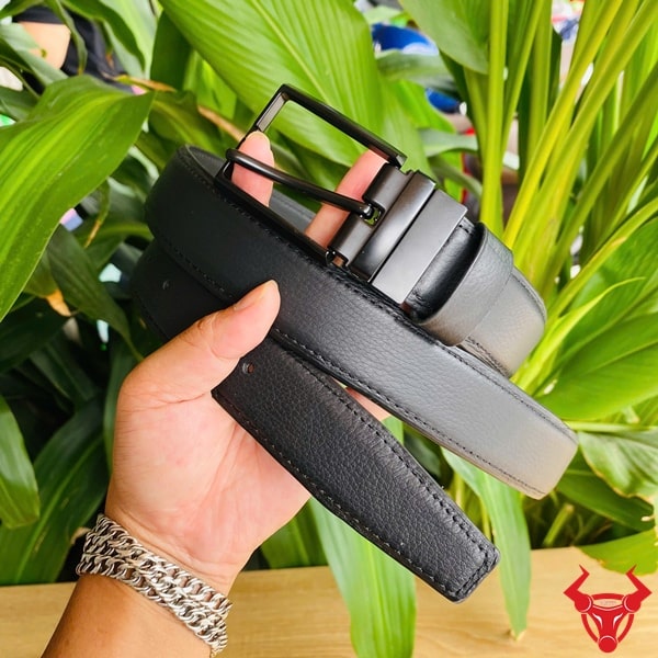 Thắt lưng nam cao cấp TLK02 từ da bò thật, mang lại vẻ lịch lãm cho người đàn ông hiện đại.