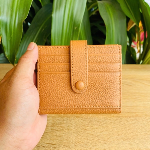 Ví đựng thẻ da bò VDB58a thiết kế mini tiện dụng.