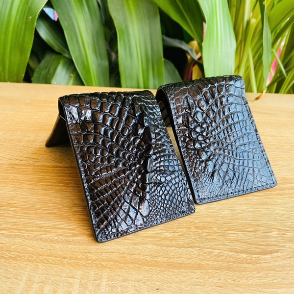 Ví mini da cá sấu VFAA5 – lựa chọn của phái mạnh tinh tế.