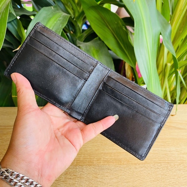 Ví cá sấu mini VFAA5 – lựa chọn khẳng định vị thế quý ông.