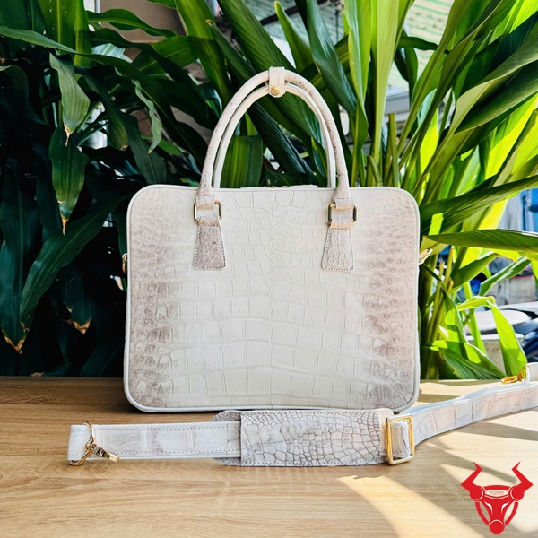 Phụ Kiện Doanh Nhân – Cặp Da Cá Sấu CSA8 Cặp da cá sấu bạch tạng cho doanh nhân.