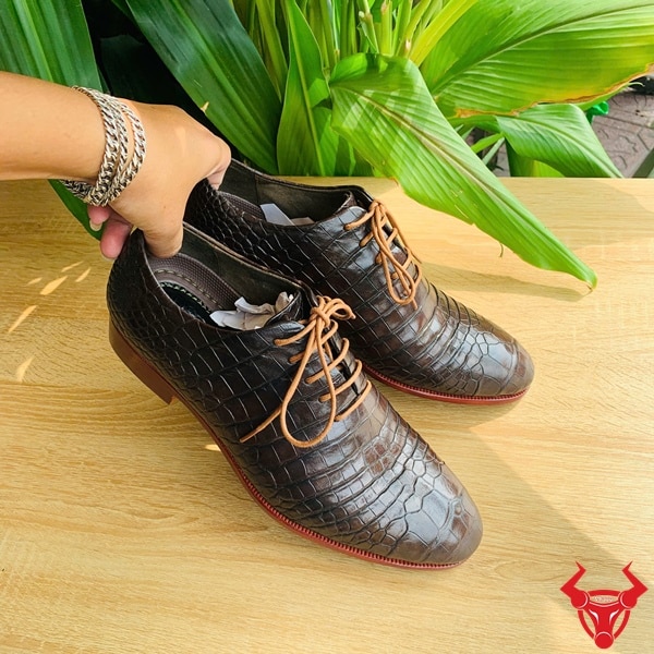 thay đế giày da cá sấu ở đâu uy tín