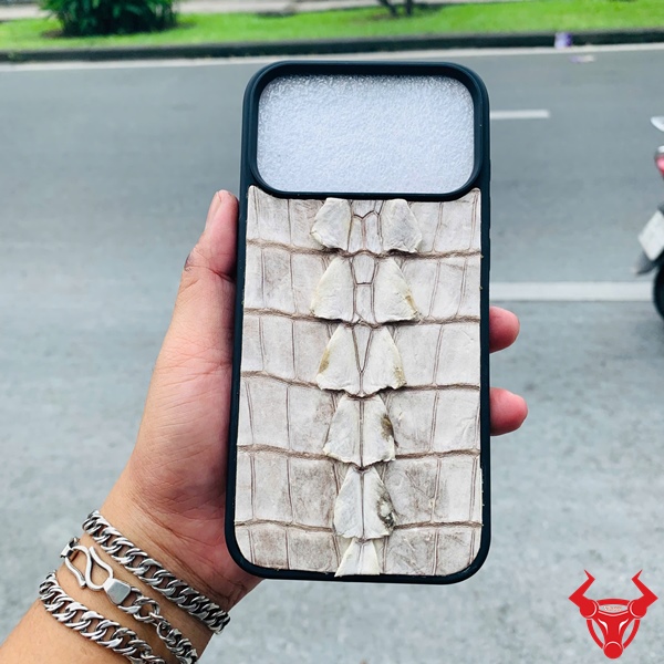 Ốp Lưng Da Gai Cá Sấu Bạch Tạng Cao Cấp Cho iPhone 17 Pro Max Ốp lưng da gai đuôi cá sấu bạch tạng cao cấp cho iPhone 17 Pro Max
